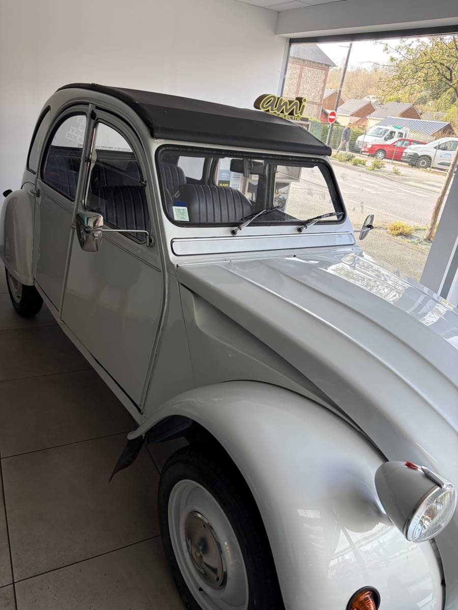 DEPOT VENTE 2CV-AZA2