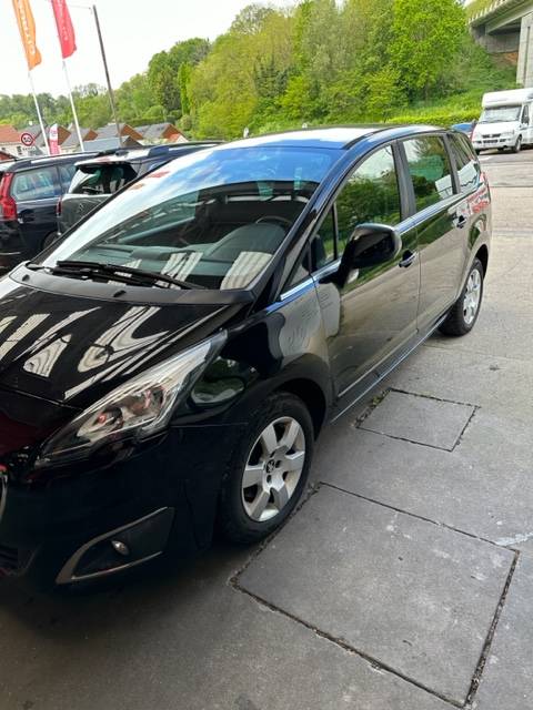 Peugeot 5008 1.6 BLUEHDI S&S - 120 - 7 Places Active