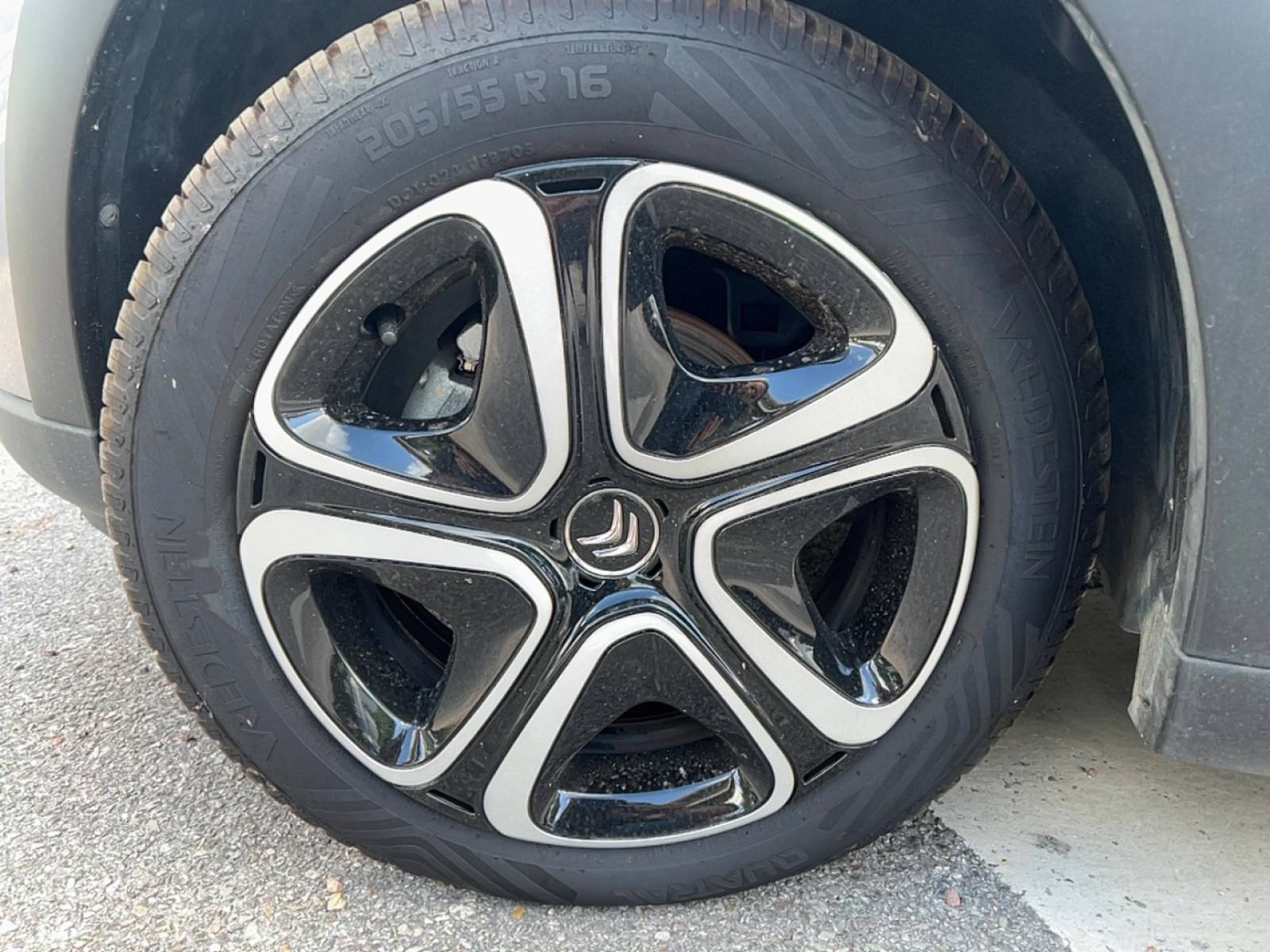 CITROEN C3 BLUE HDI 100 S&S BVM6 SHINE PROCHE DE LILLEBONNE