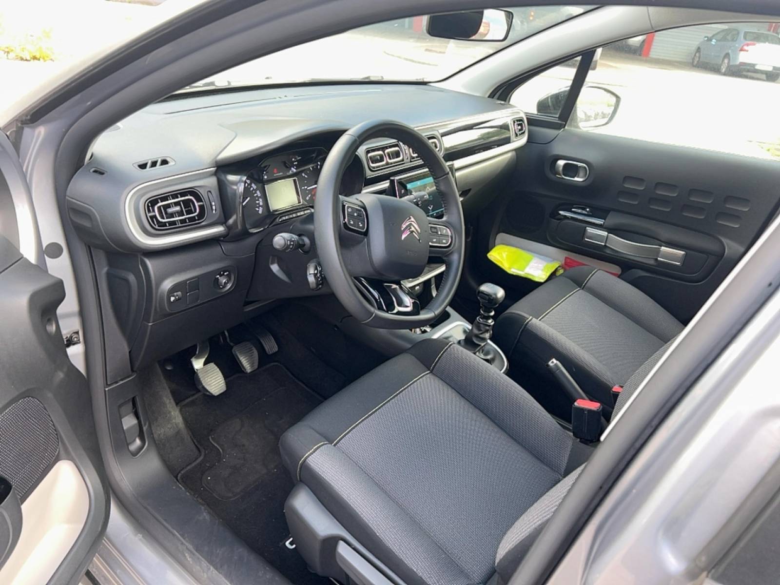 CITROEN C3 BLUE HDI 100 S&S BVM6 SHINE PROCHE DE LILLEBONNE