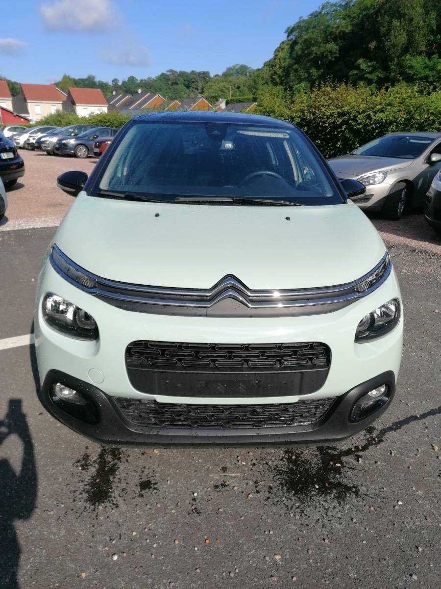 CITROEN C3 1.2l PURETECH 12V - 82 S&S SHINE proche de Bolbec