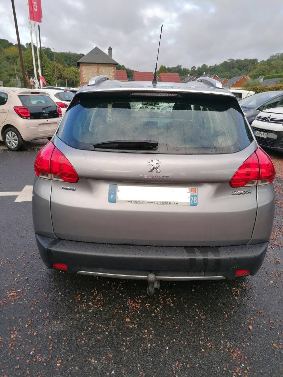 PEUGEOT 2008  1.6 BLUEHDI S&S 100 ALLURE proche de Fauville en Caux