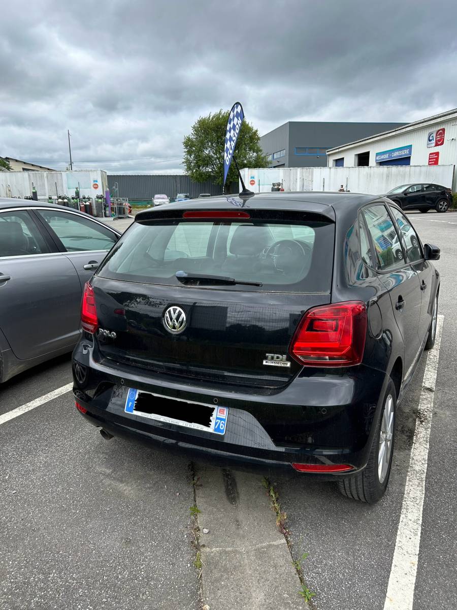 VOLKSWAGEN POLO V PHASE 2 - 1.4 TDI BLUEMOTION 90 CV proche de Bolbec