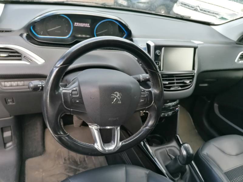 PEUGEOT 2008  1.6 BLUEHDI S&S 100 ALLURE proche de Fauville en Caux